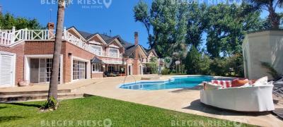 Casa en venta en Moreno