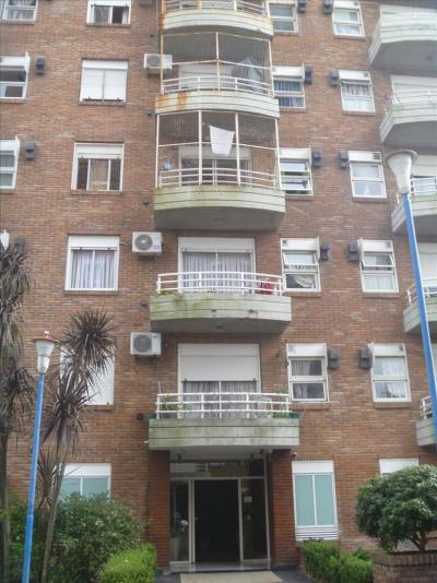 Departamento 2 dormitorios en venta en Sarandi, Avellaneda