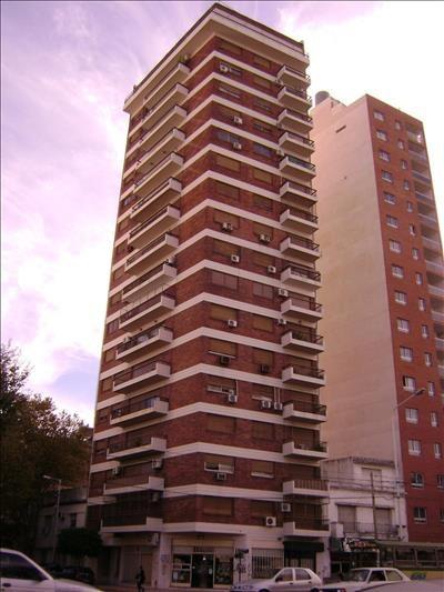 Departamento 3 dormitorios en venta en Avellaneda