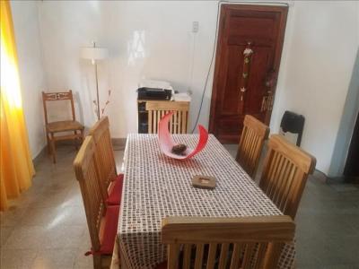 Casa 2 dormitorios en venta en Sarandi, Avellaneda