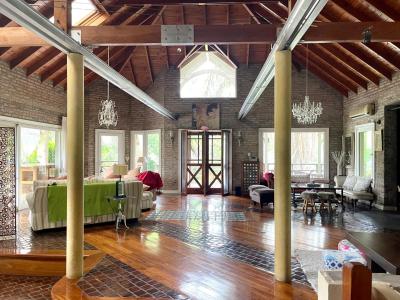 Casa 4 dormitorios en venta en General Pacheco, Tigre