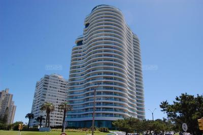 Departamento 3 dormitorios en alquiler en Punta del Este, Punta del Este