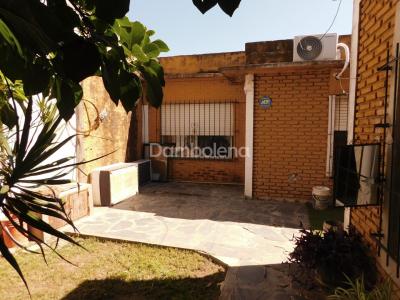 Casa 2 dormitorios en venta en Merlo
