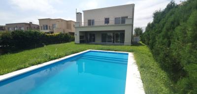 Casa 4 dormitorios en alquiler en Villanueva, Tigre