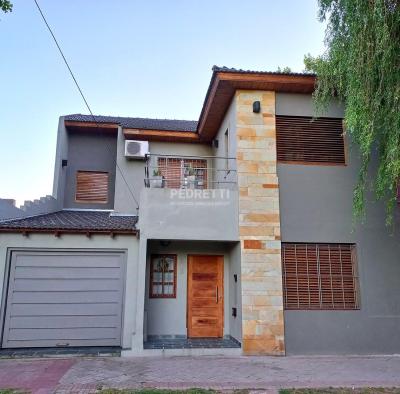Casa 3 dormitorios en venta en Banfield, Lomas de Zamora