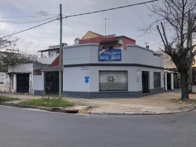 Casa 2 dormitorios en venta en Lanus Este, Lanus