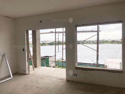 Casa en venta en San Gabriel, Villanueva