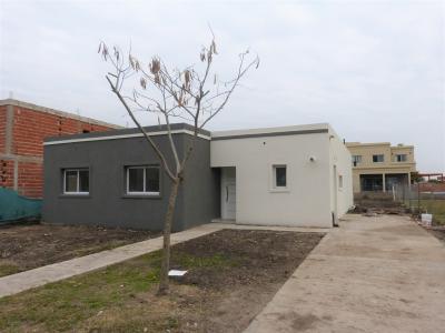 Casa 3 dormitorios en venta en Pilar del Este, Pilar