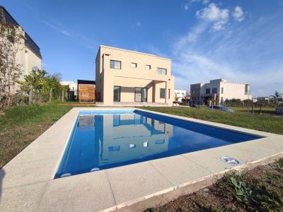 Casa 3 dormitorios en venta en Pilar del Este, Pilar