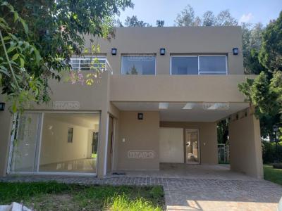 Casa en alquiler en Banco Provincia, Moreno