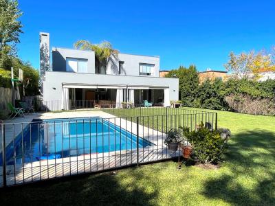 Casa 5 dormitorios en venta en Santa Barbara, Tigre