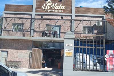 Local en venta en Pilar