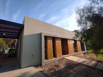 Casa 3 dormitorios en venta en Pilar del Este, Pilar
