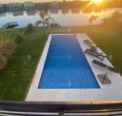 Casa 4 dormitorios en venta en Villanueva, Tigre