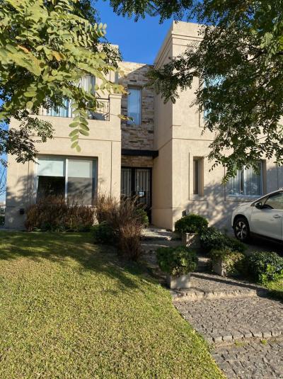 Casa 4 dormitorios en venta en Nordelta, Tigre