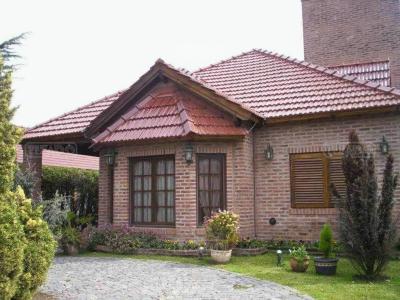 Casa 4 dormitorios en venta en Banco Provincia, Moreno