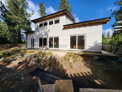 Casa 3 dormitorios en venta en Dos Valles, Bariloche