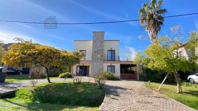Casa 4 dormitorios en venta en Campo Grande, Pilar