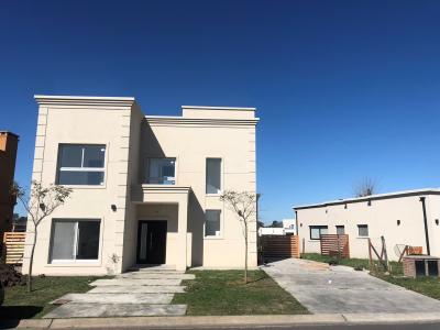 Casa 3 dormitorios en venta en Pilar del Este, Pilar