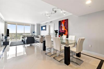 Departamento en venta en Hallandale, Miami