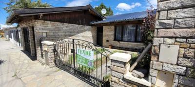 Casa 2 dormitorios en venta en Centro de Bariloche, Bariloche