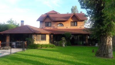 Casa 4 dormitorios en venta en Las Condes, Pilar