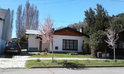 Casa 3 dormitorios en venta en Centro, San Martin de los Andes