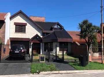 Casa 3 dormitorios en venta en Mar Del Plata, General Pueyrredon