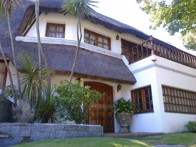 Casa 3 dormitorios en venta en Punta del Este, Punta del Este