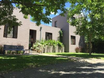 Casa 3 dormitorios en venta en Don Torcuato, Tigre