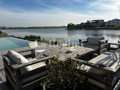 Casa 4 dormitorios en alquiler temporario en Nordelta, Tigre