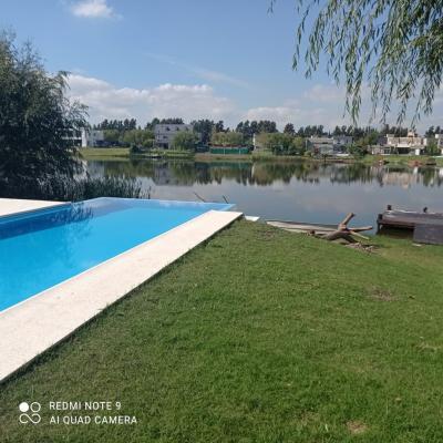 Casa 4 dormitorios en alquiler en Villanueva, Tigre