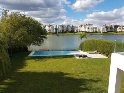 Casa 4 dormitorios en venta en Nordelta, Tigre