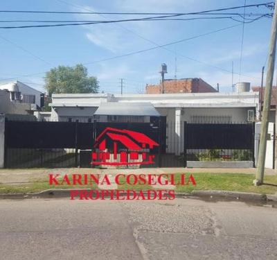 Casa 3 dormitorios en venta en Los Polvorines, Malvinas Argentinas