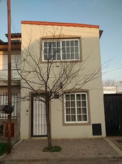 Casa 1 dormitorios en venta en Berazategui, Berazategui
