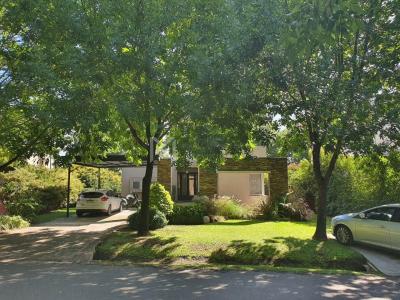 Casa 2 dormitorios en venta en Pablo Nogues, Malvinas Argentinas