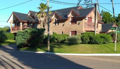 Casa 4 dormitorios en venta en Punta del Este, Punta del Este