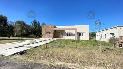 Casa 3 dormitorios en venta en Zelaya, Pilar