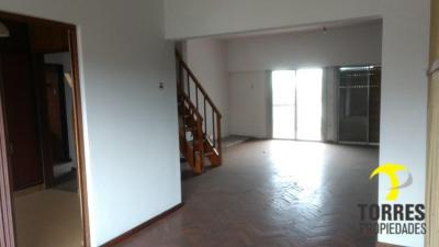 Casa 4 dormitorios en venta en Pablo Nogues, Malvinas Argentinas