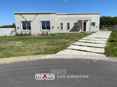 Casa 3 dormitorios en venta en San Sebastian, Escobar