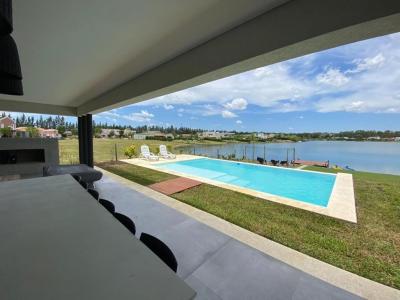 Casa 3 dormitorios en alquiler en Villanueva, Tigre