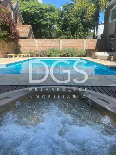 Casa 3 dormitorios en venta en Adrogue, Almirante Brown