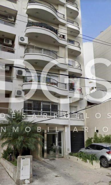 Departamento 2 dormitorios en venta en Lanus Oeste, Lanus