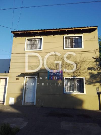 Casa 3 dormitorios en venta en Lanus Este, Lanus