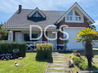 Casa 3 dormitorios en venta en Valeria Del Mar