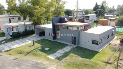 Casa 3 dormitorios en venta en Álvarez del Bosque (Francisco Alvarez), Moreno
