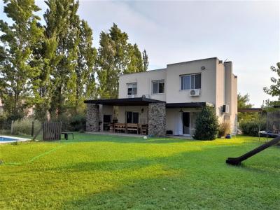 Casa 3 dormitorios en venta en Villanueva, Tigre