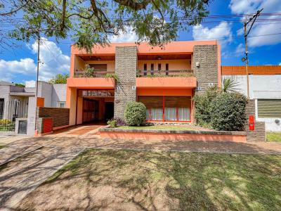 Casa 3 dormitorios en venta en Jose Maria Jauregui, Lujan