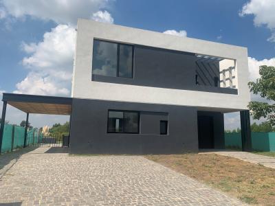 Casa 3 dormitorios en venta en Dique Lujan, Tigre