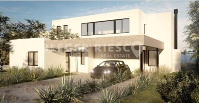 Casa 3 dormitorios en venta en San Sebastian, Escobar